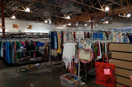 Shop Purple Heart Thrift Store In Apache Junction, AZ